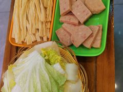 -地锅公社·现炒地锅鸡·地锅鱼·夜宵(罗锦路店)