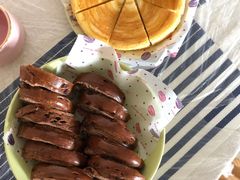 -好利来(万卉路店)