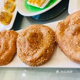 特色大餐包差不多每桌都点，特价