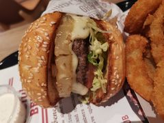 -The Habit Burger Grill 哈比特汉堡(复兴soho店)