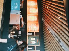 门面-星巴克(浦东机场T2到达店)