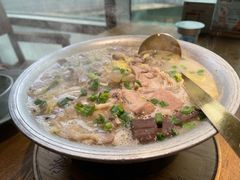 -蜜桃餐厅·伴山(湖滨商业街店)