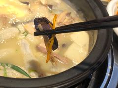 -大匠工房古船木艺术餐厅·猪肚鸡专门店(长白仙岛店)