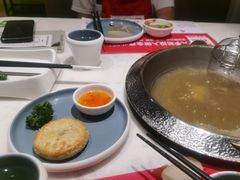 -左庭右院鲜牛肉火锅(环球港店)