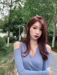 -诗悦发型SALON·圣罗兰店