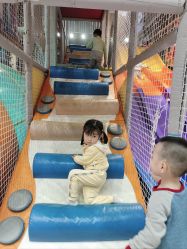 -太空学院儿童娱教乐园(中华广场店)