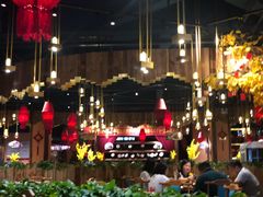 -老滇山寨•云南特色菜•地方菜•民族风情歌舞表演(金碧店)