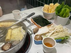 -八合里牛肉火锅(上海世茂广场店)