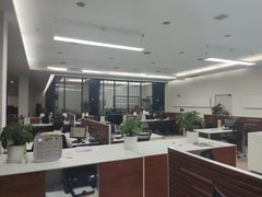 -上海宝信宝马4S店