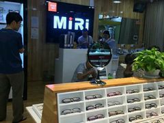 -MiRi眼镜连锁·蔡司·尼康控优点合作店(莘庄店)