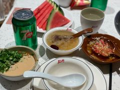 -三人行骨头王火锅(长寿店)