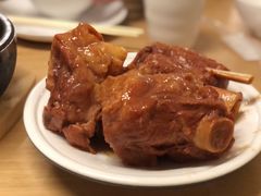 招牌酱大骨-关东小磨东北菜(上海长风大悦城店)