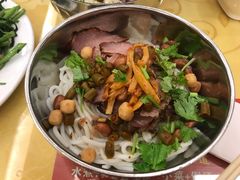 叉烧粉-红鼻子桂林米粉(金唐新光界店)