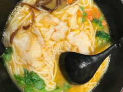 -云味馆过桥米线(皇庭广场店)