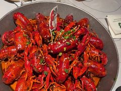 -巴厘龙虾·榜首油焖大虾(音乐学院·沿江酒馆店)