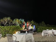 -亚龙湾希尔顿自助餐厅·海鲜·烧烤·沙滩BBQ·现场乐队
