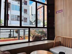 -霸王茶姬(南强街店)