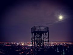 -鬼笑石后山停车场