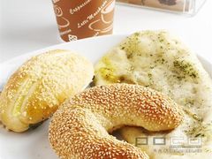 新鲜的面包-面包新语(KKMALL京基店)