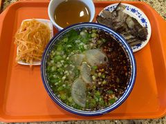 -吾穆勒蓬灰牛肉面·清真(北滨河中路店)