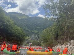 -雅鲁激流探险漂流