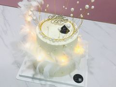 网红白色羽毛海藻款蛋糕-艾加柒克蛋糕茶歇甜品台(春熙路店)