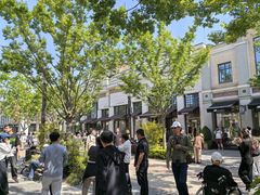 -比斯特上海购物村精品奥特莱斯