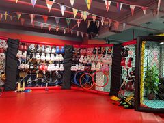 -KingBull私教健身&格斗订制(龙井商业中心店)