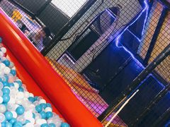 -嗨翻Hi-Fun竞技主题乐园·蹦床亲子生日轰趴(国光1937店)