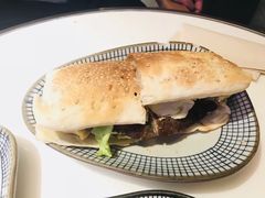 猪扒蛋烧饼-桃园眷村(万象天地店)