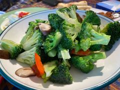 特色西兰花-羊巴道新疆菜·清真(上梅林店)
