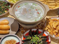 -叁煨蹄花·下饭盐帮菜(人民广场店)