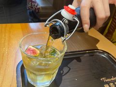 -秘密旅行Bonjour(黑金冠 江南西店)