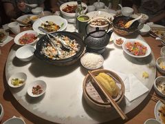 -初蓉丨遇见新川菜(亲贤街荣耀店)