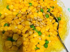 青豆玉米粒-刘胖子家常菜·蹄花焖藕(中央花园店)