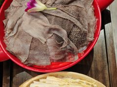 -醉董牛川派鲜肉自选火锅(烟台店)