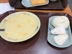 -禾诗夜市大饼油条(松江店)