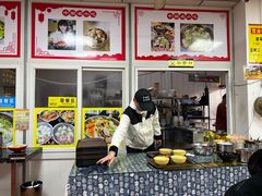 -卢聪艺小吃店(阳翟总店)