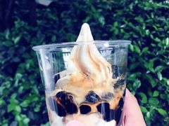-喜茶(上海打浦桥日月光gelato lab+店)