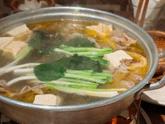 -Cau Go Vietnamese Cuisine