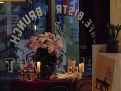 -mordew加州日记西餐&小酒馆(新天地店)
