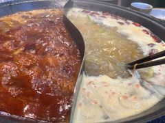 -鹿鸣山草本茶香火锅(园西路店)