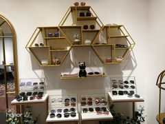 -肆兮眼镜·蔡司·徕卡战略合作店(大坪店)