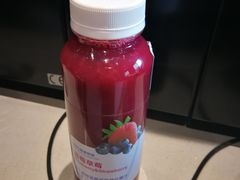 NFC鲜榨蓝莓草莓混合果汁-瑞幸咖啡(人民路店)