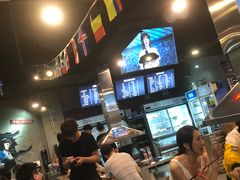-马路牙子烧烤音乐酒馆(望京店)