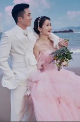 点击看大图 -挪娅婚纱摄影皇家会所