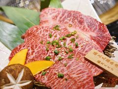 -山川小町·极番烧肉(新地假日广场店)