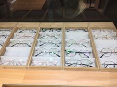 -无界眼镜MaxLess(滨江星光大道店)