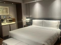 -上海虹桥祥源希尔顿酒店