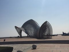 -上海滴水湖皇冠假日酒店